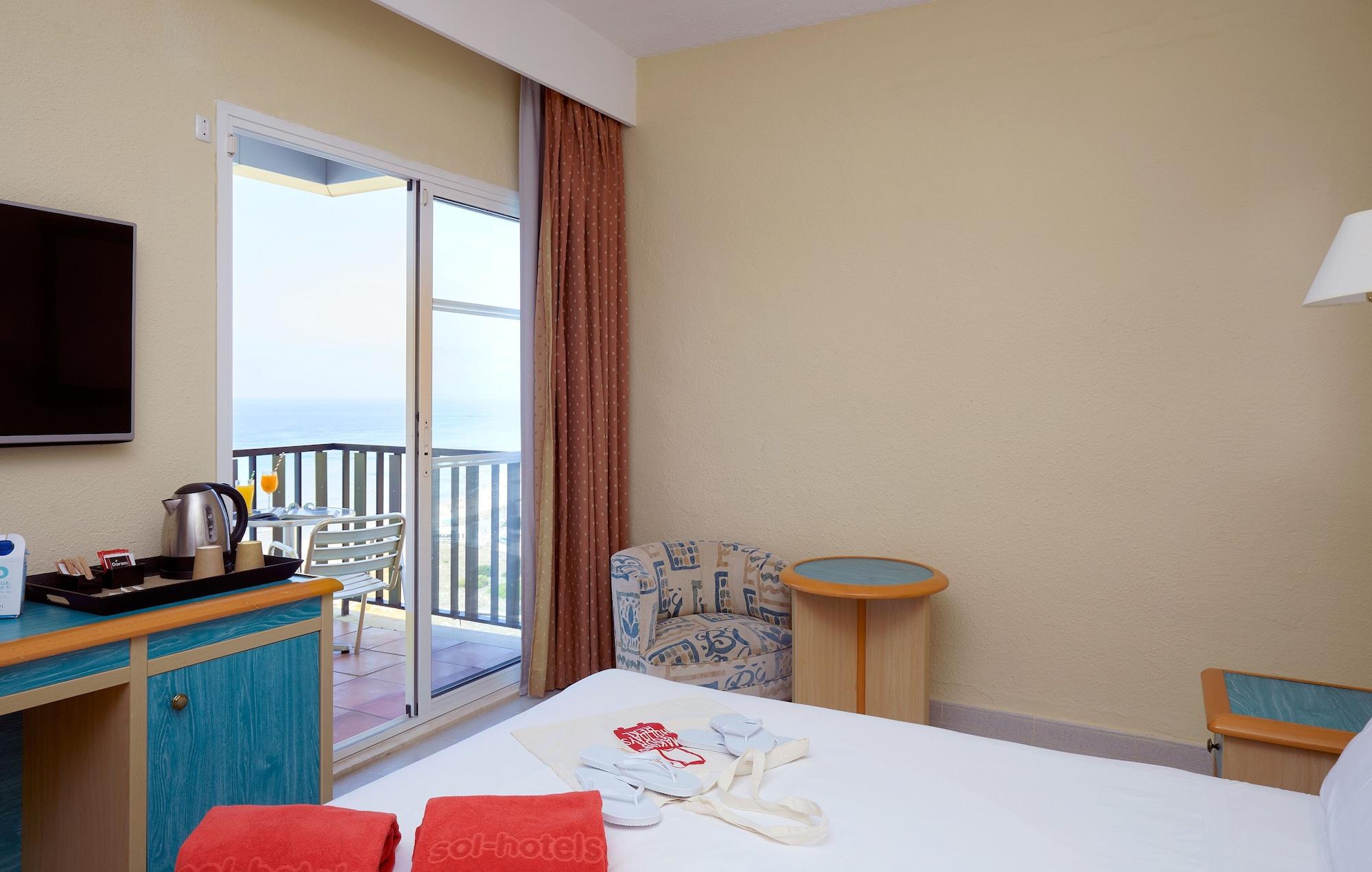 Sol Milanos Pingueinos Hotell Son Bou Eksteriør bilde