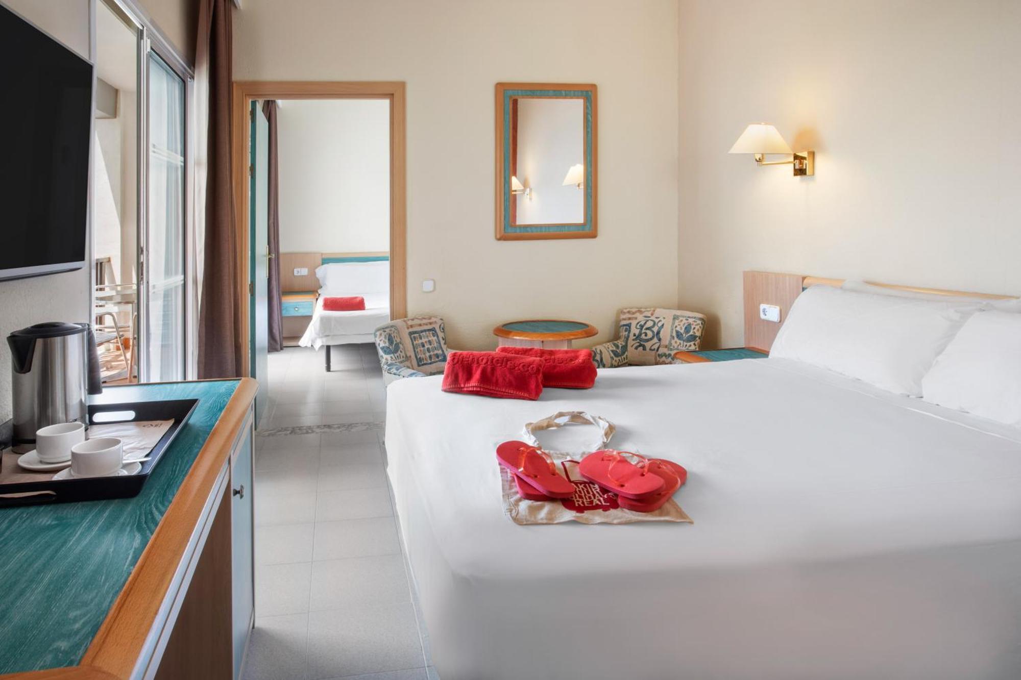 Sol Milanos Pingueinos Hotell Son Bou Eksteriør bilde
