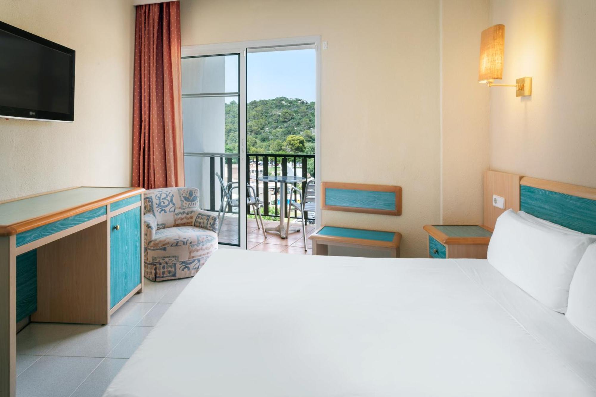 Sol Milanos Pingueinos Hotell Son Bou Eksteriør bilde